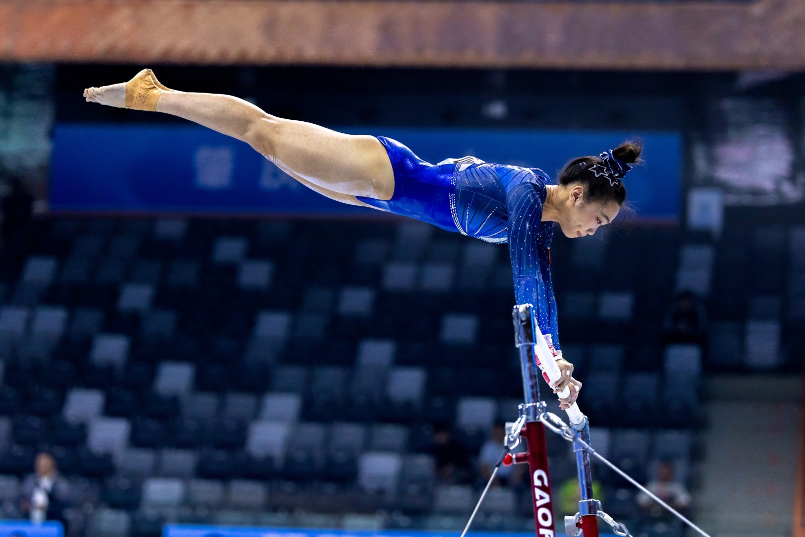 世界杯三个东道主墨加美依次被分至ABD三组，不用参与抽签